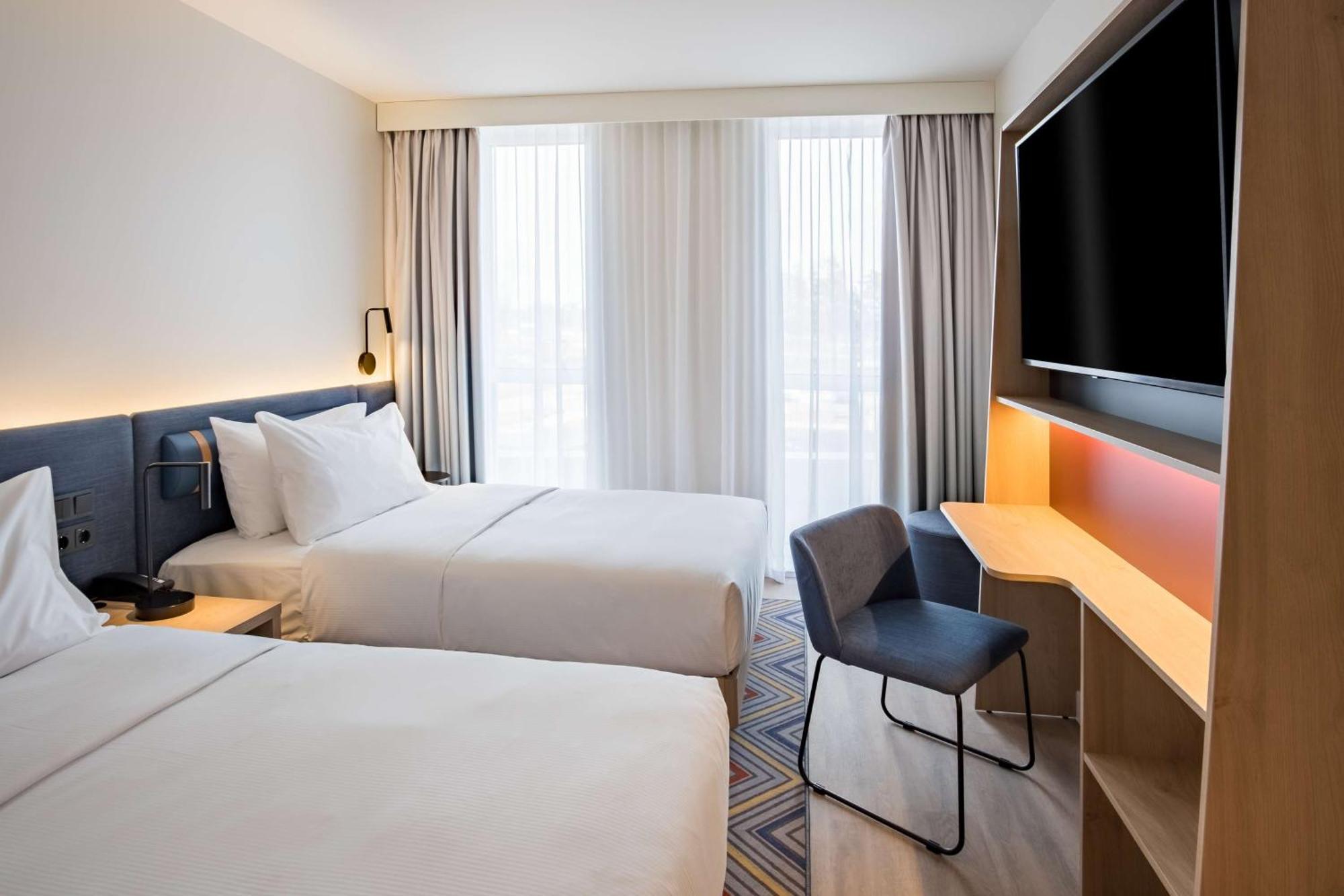 Hotel Hampton By Hilton Riga Airport Mārupe Zewnętrze zdjęcie