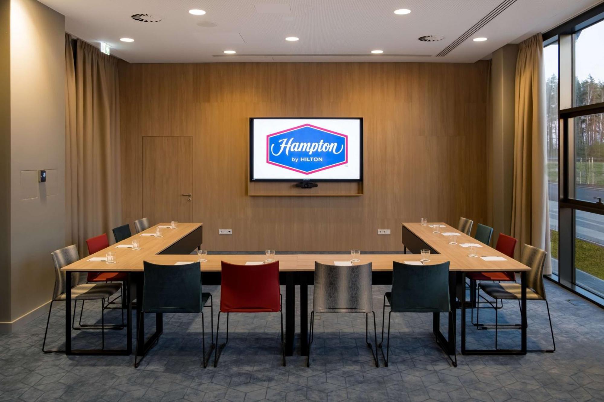 Hotel Hampton By Hilton Riga Airport Mārupe Zewnętrze zdjęcie
