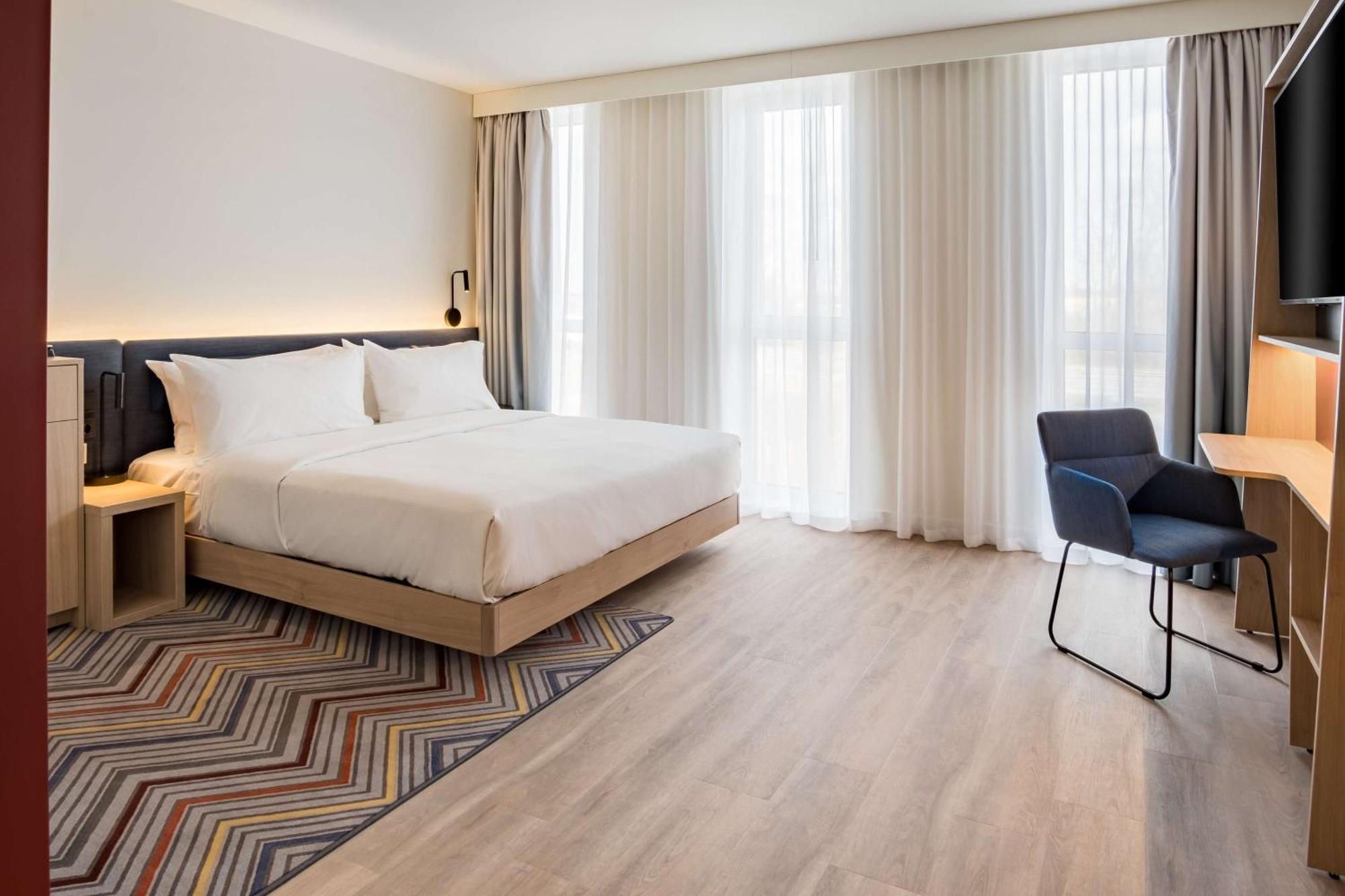 Hotel Hampton By Hilton Riga Airport Mārupe Zewnętrze zdjęcie