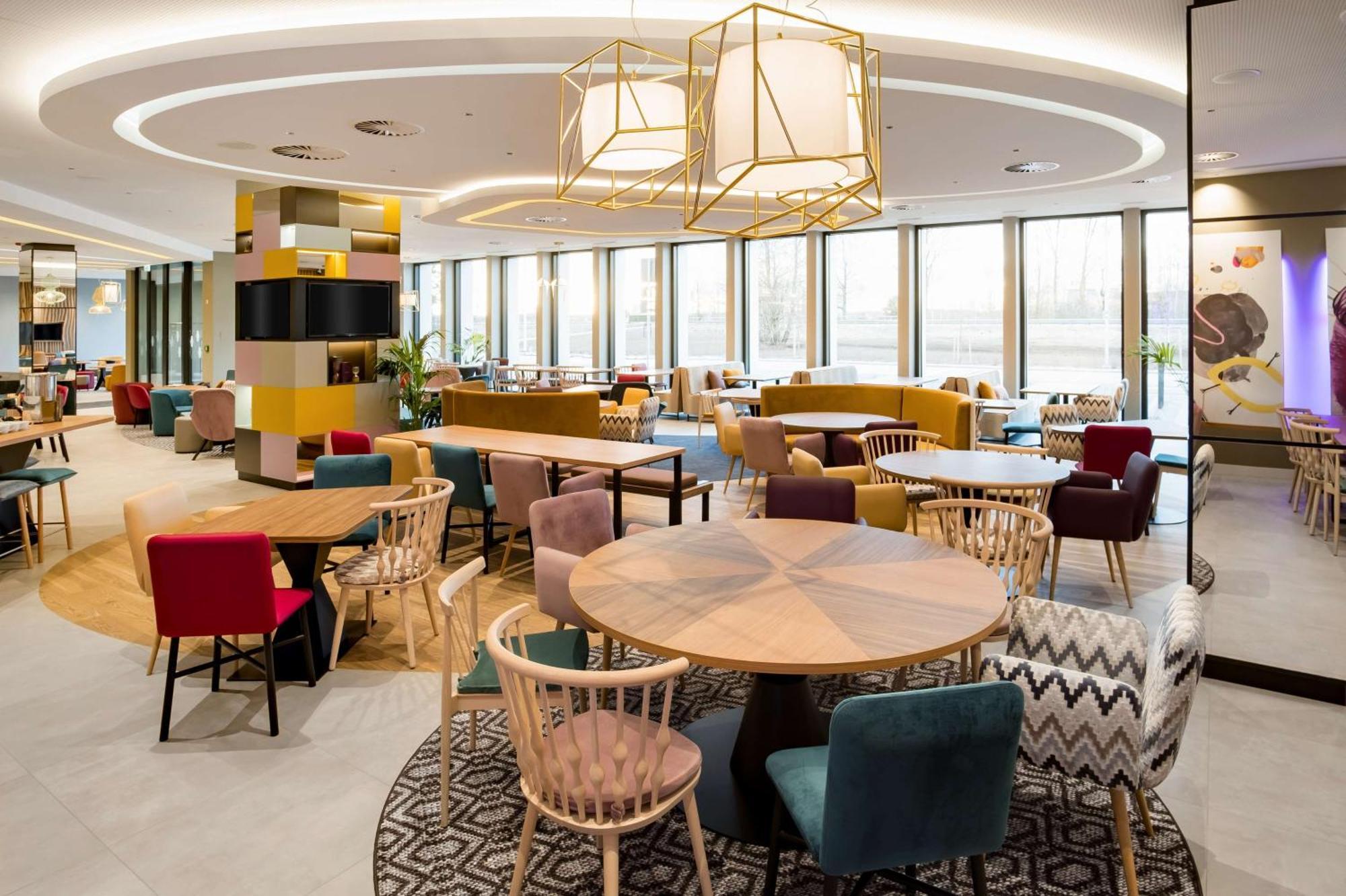 Hotel Hampton By Hilton Riga Airport Mārupe Zewnętrze zdjęcie
