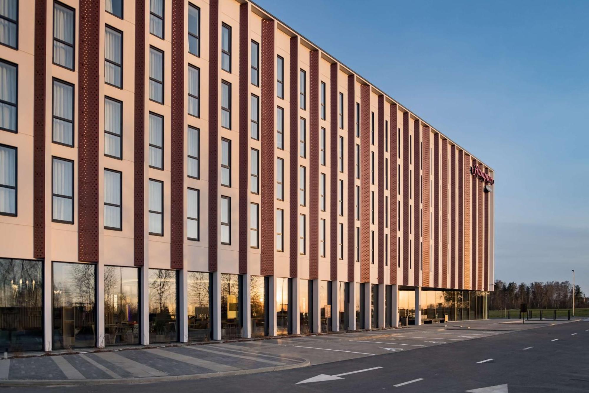 Hotel Hampton By Hilton Riga Airport Mārupe Zewnętrze zdjęcie